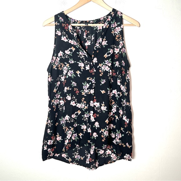 Jasmine & Juliana Tops - Jasmine & Juliana black floral blouse top shirt size large L B178